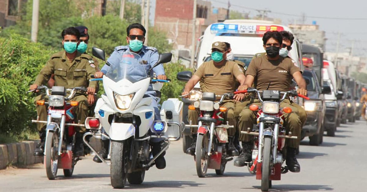 امن و امان کو قائم رکھنے کیلئے چنیوٹ بھر میں پولیس کا فلیگ مارچ