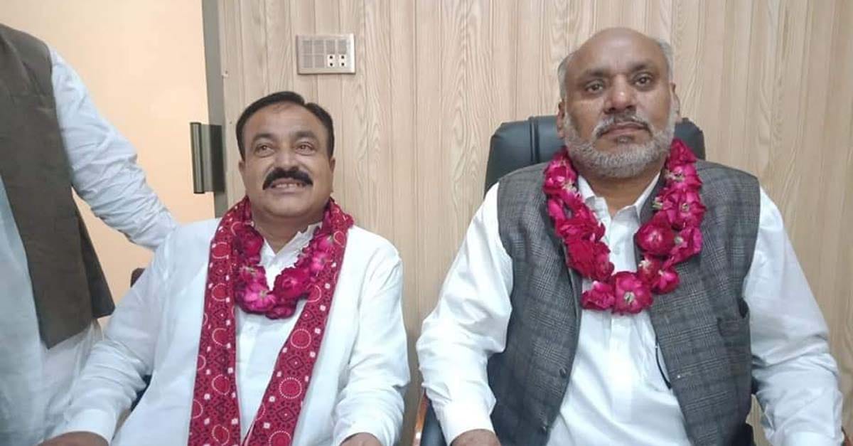 چنیوٹ میں چیئرمین اور وائس چیئرمین  میونسپل کارپوریشن سمیت بلدیاتی نمائندوں نے اپنے چارج سنبھال لئے