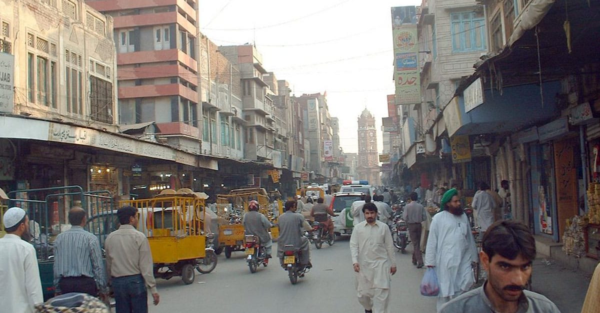 چنیوت میں ضلعی صدر انجمن تاجران کریانہ ایسوسی ایشن ملک محمّد عرفان کی زیر صدارت اجلاس کا انعقاد