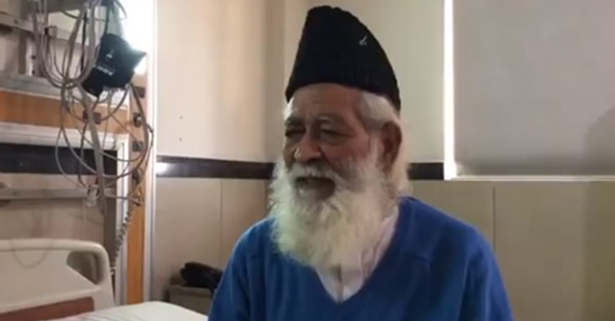 رہائی کے بعد81 سالہ عبدلشکور جیل سے رہائی کے بعد جیل میں بیتے دنوں اور اپنی پرانی یادیں بتاتے ہوئے