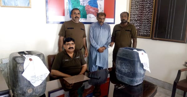 چینیوٹ میں بڑی کاروائی 40 لیٹر شراب سمیت ملزم گرفتار کرلیا گیا