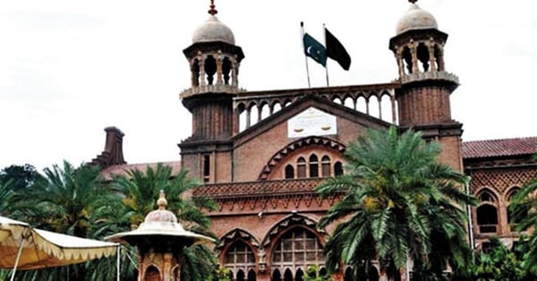 لاہور ہائی کورٹ نے پاکستان میں احمدیوں کو ٹارگٹ کرتے ہوئے احمدیوں کیخلاف اپنا پہلا اردو تحریری فیصلہ سنا دیا