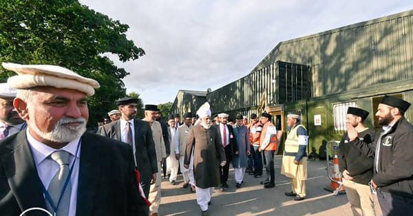 جلسہ جماعت احمدیہ برطانیہ 2019، مرزا مسرور احمد صاحب جلسہ کے انتظامات کا تفصیلی معائنہ کرتے ہوئے