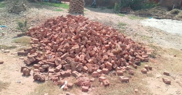 چناب نگر کے محلہ دارالصدرعقب تھانہ چناب نگرمیں قبضہ کرنے والوں کیخلاف مقدمہ درج