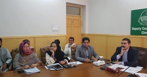 ماحولیاتی آلودگی پر قابو پانے کیلئے شجر کاری بہترین نسخہ، تجاوزات کے خلاف جاری آپریشن کو تیز کیا جائے، ڈی سی چنیوٹ