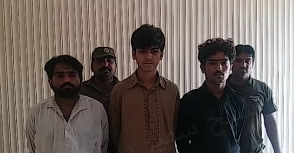 چنیوٹ پولیس نے مبینہ زیادتی کی خاطر طالب علم کو اغواء کرنے کی کوشش کرنیوالے جعلی ڈی پی او کو گرفتار کرلیا